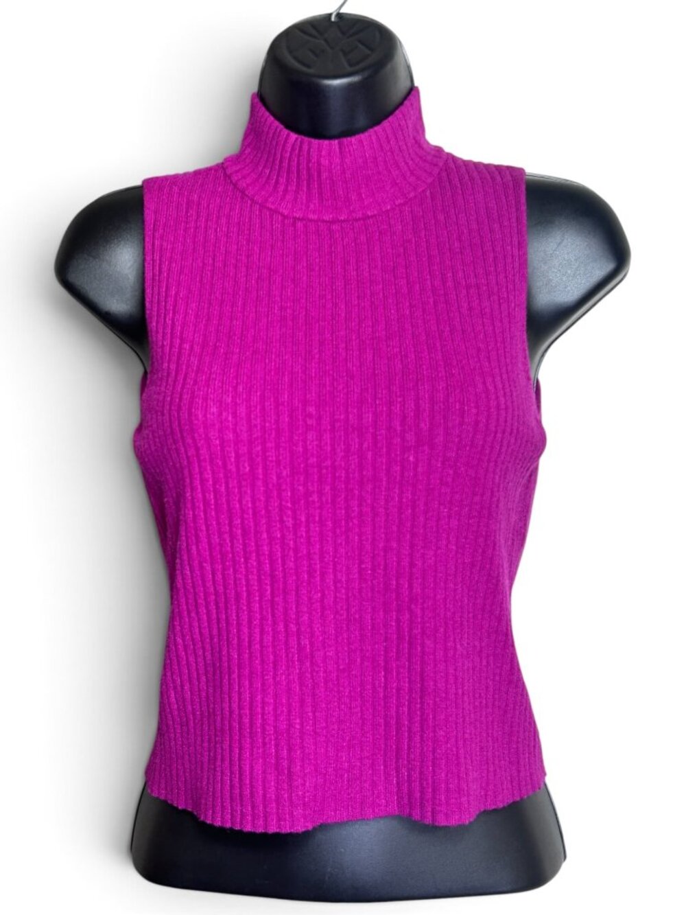 EXPRESS Mock Neck Sweater Tank Top Sz M Magenta Pink Purple Rib Knit Rayon Blend
